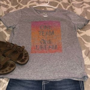 Under Armour - One team one dream - Size YM